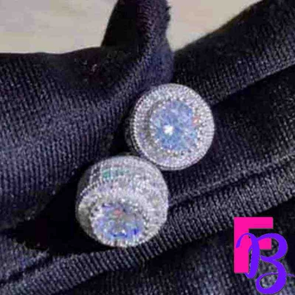 *NEW!* LARGE Mens 14k Iced Earrings - Picture 9 of 16